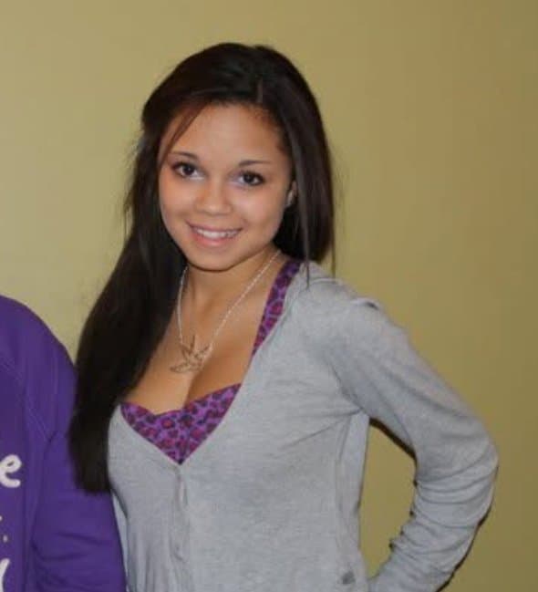 Click to view full size Imagine how fucking good it would feel to ejaculate a huge load all over this teen whore face