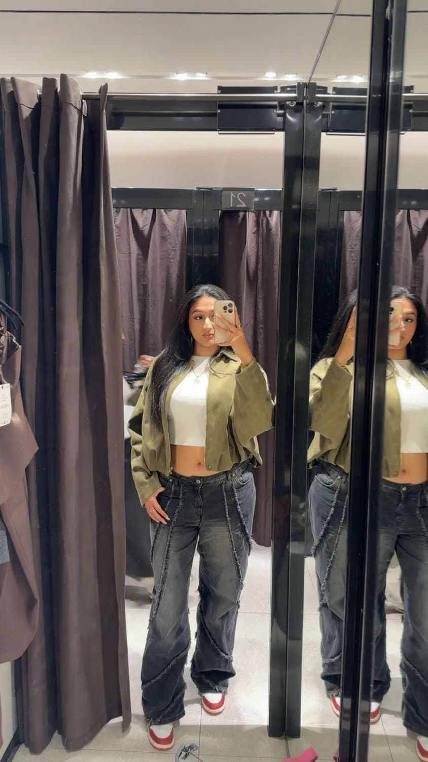 Click to view full size Tamil uk busty girl dm submissions Indian