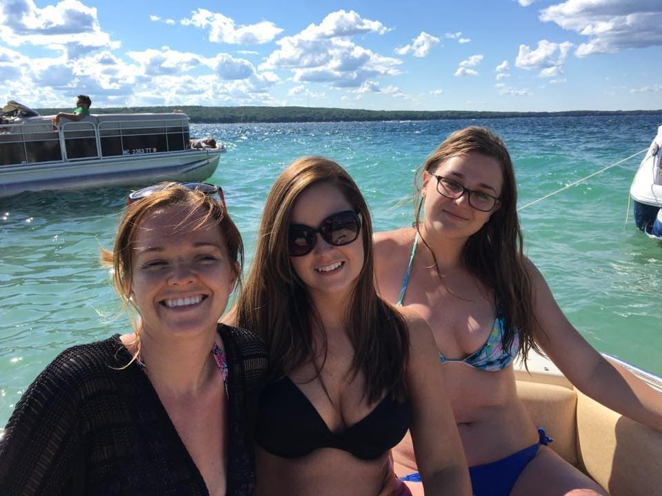 Click to view full size Vacation Sluts