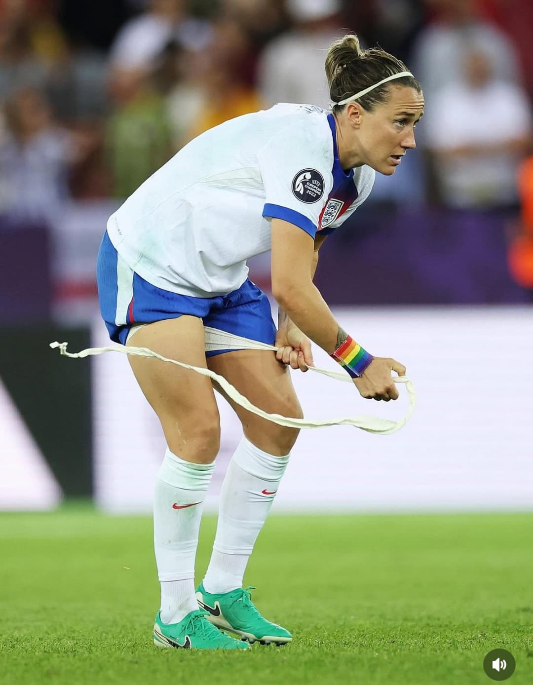Click to view full size Lucy Bronze