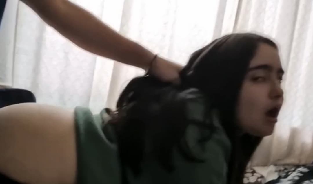 Click to view full size Cogiendo a culona tetona de 22 años