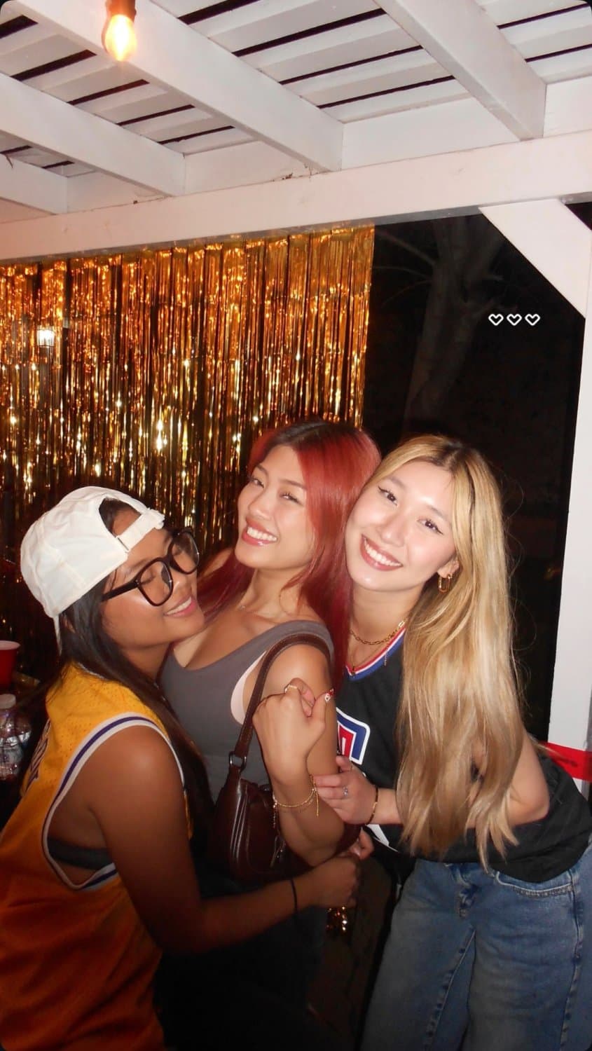 Click to view full size Goon for this sexy red hair Viet slut