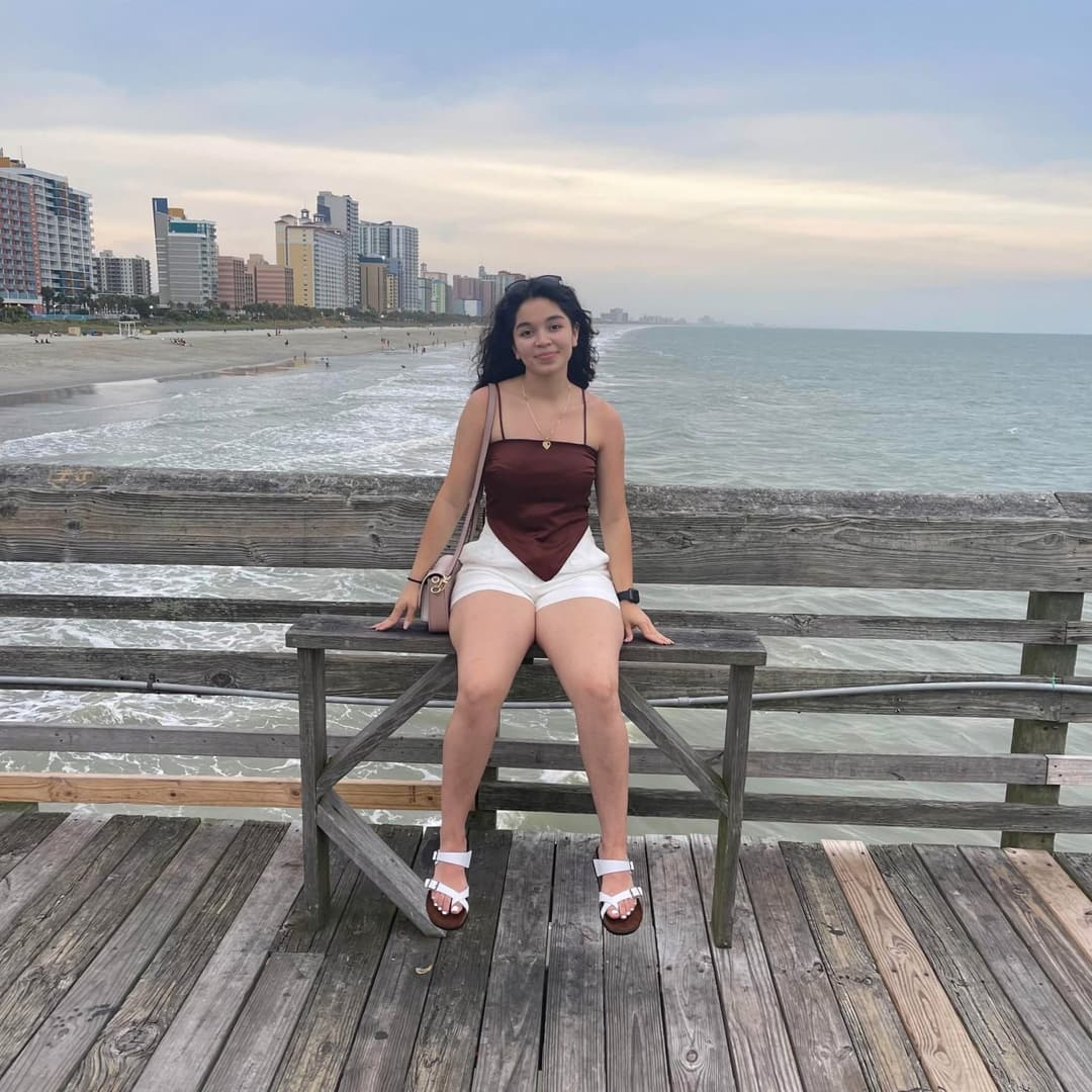 Click to view full size Latina hotty