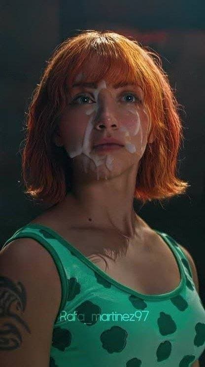 Click to view full size Nami live action Fake cum ?