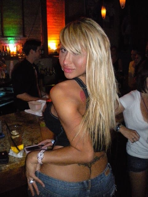 Click to view full size KAYLA KOI SHEMALE