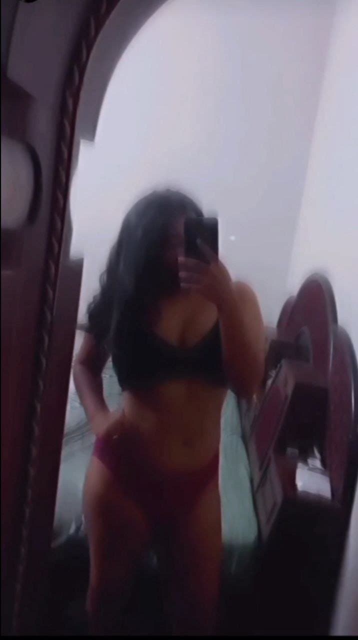 Click to view full size Delhi Slut 18 yo Niki ?