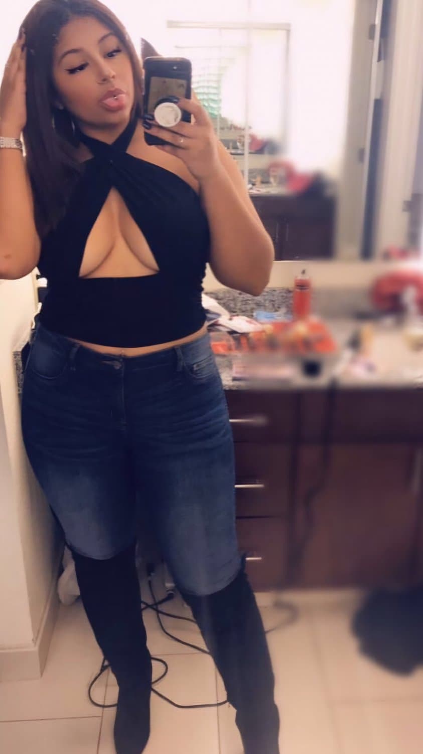 Click to view full size Downstate Thic Latina - Mariah O