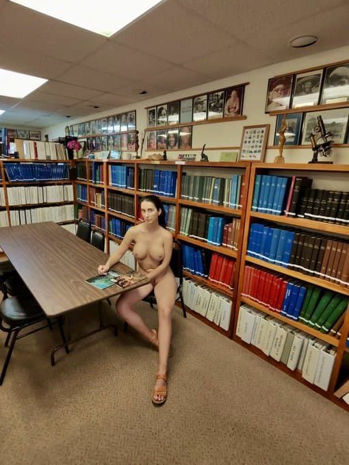 Click to view full size Sweet Buttocks