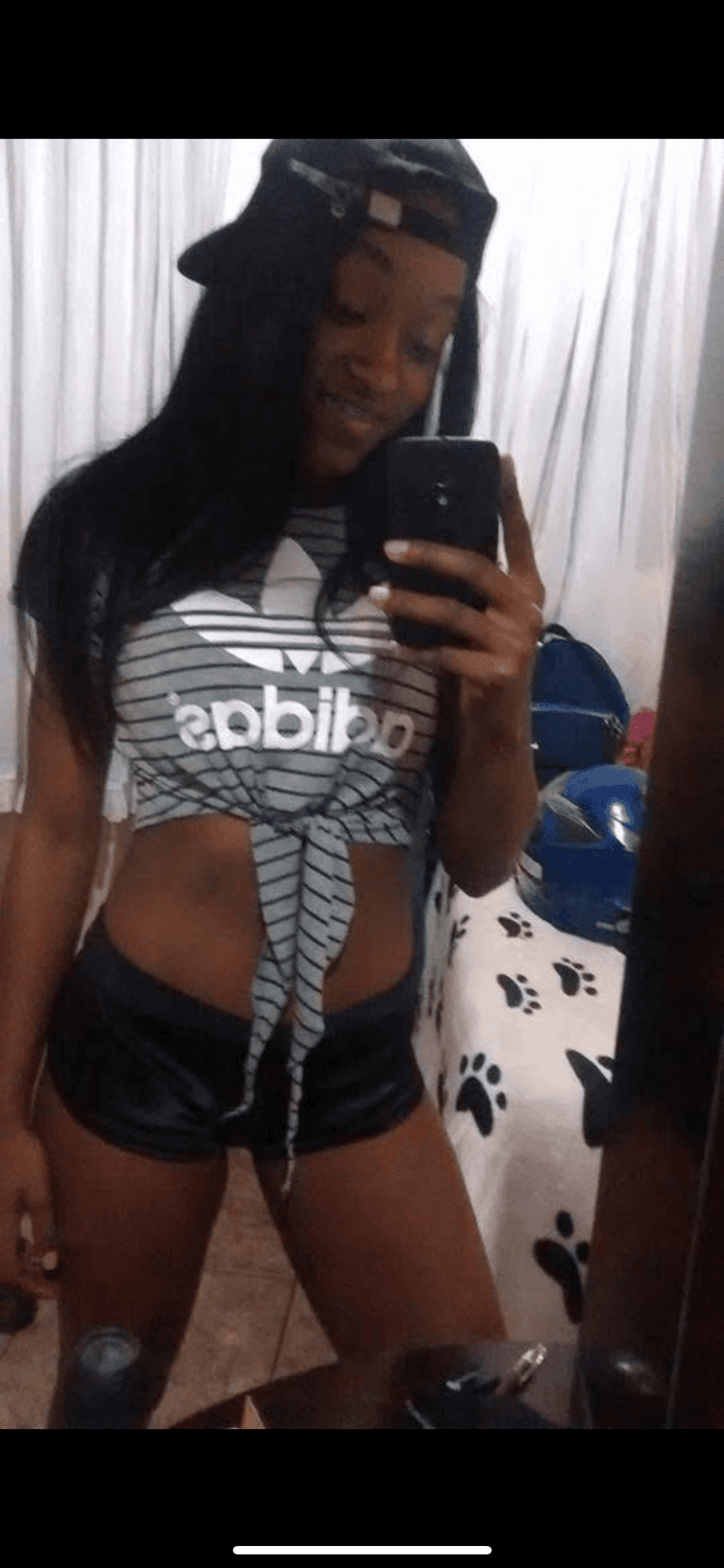 Click to view full size MINHA PUTA - Mona - Oque fariam com essa puta favelada ??? ???