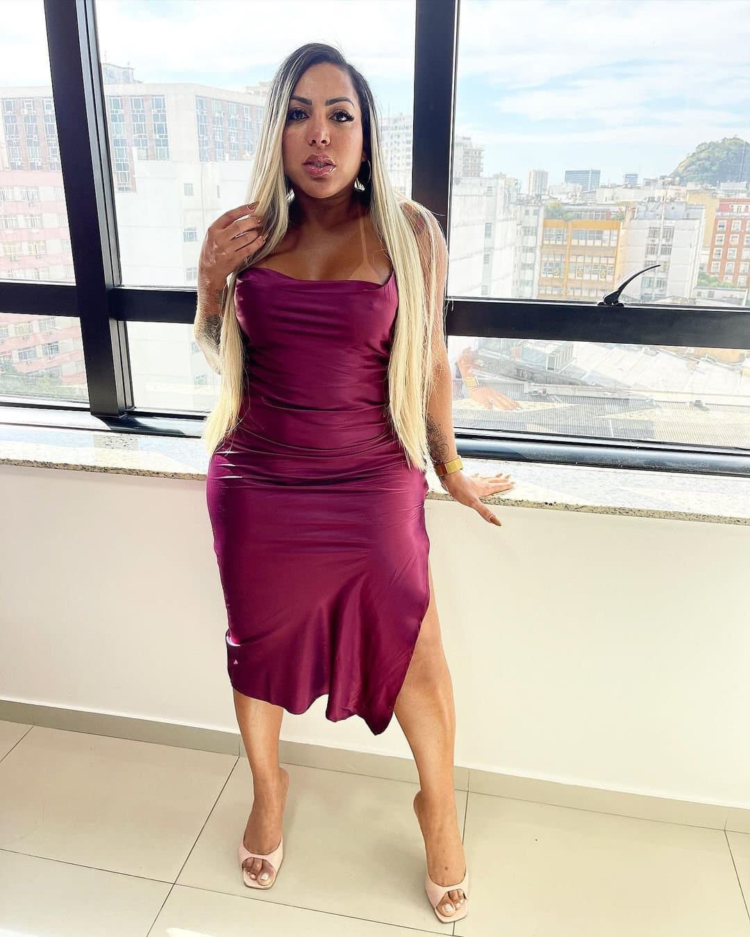 Click to view full size Aylla Gattina Trans Sexy Gostosa Cavala