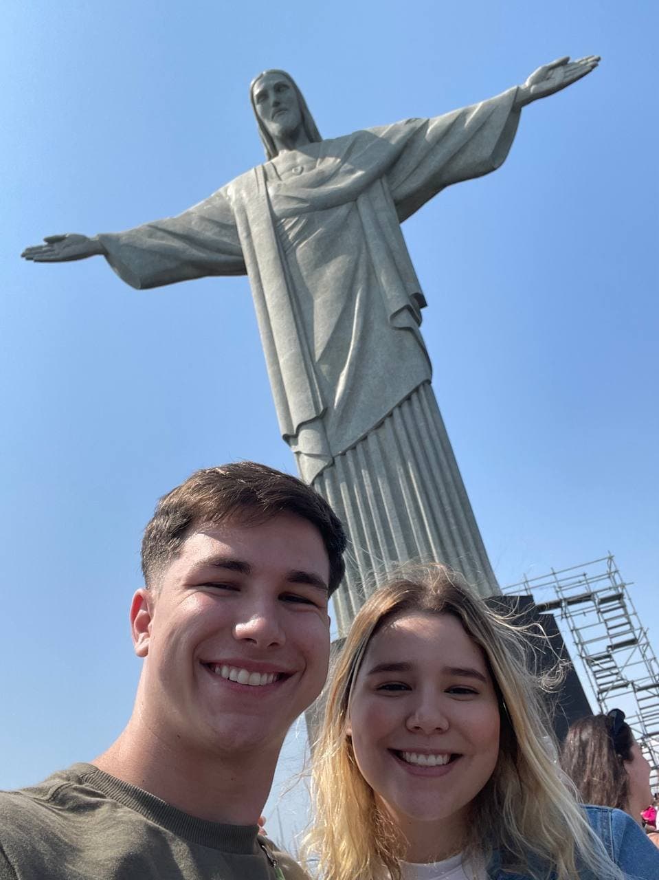 Click to view full size viajou pro RJ so pra comer a namorada virtual