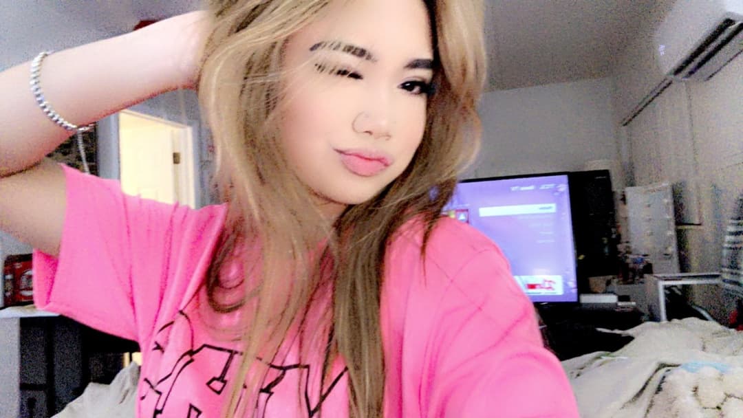 Click to view full size Sexy petite ABG teen Cece