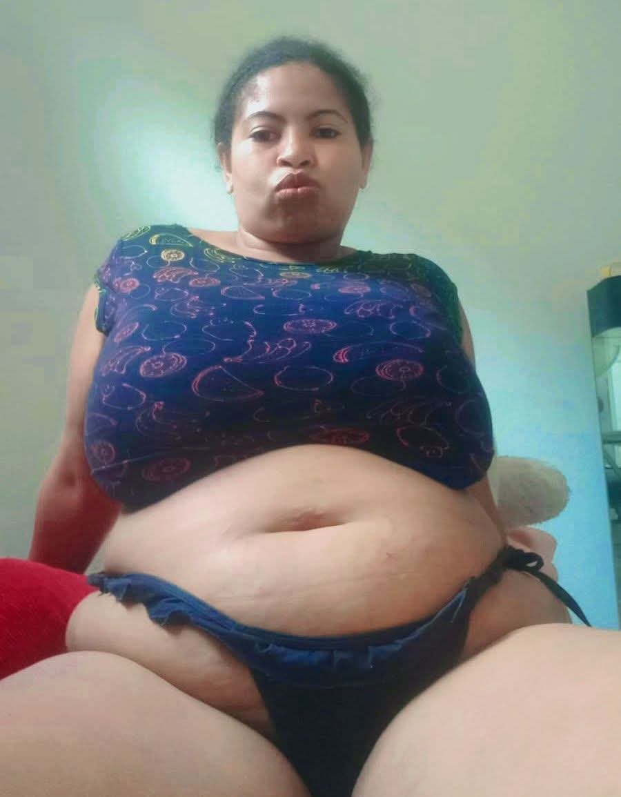 Click to view full size Gordinha tarada e safada