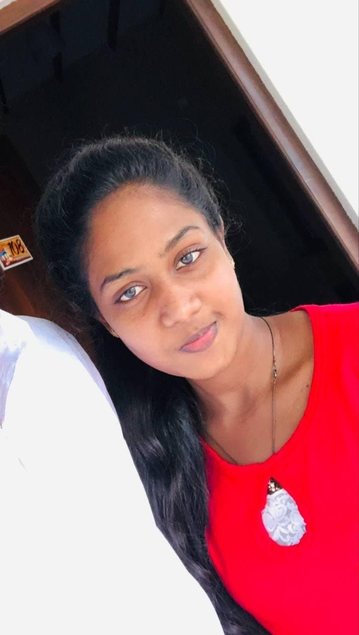 Click to view full size Sri Lankan Shy Girlfriend Hard Riding