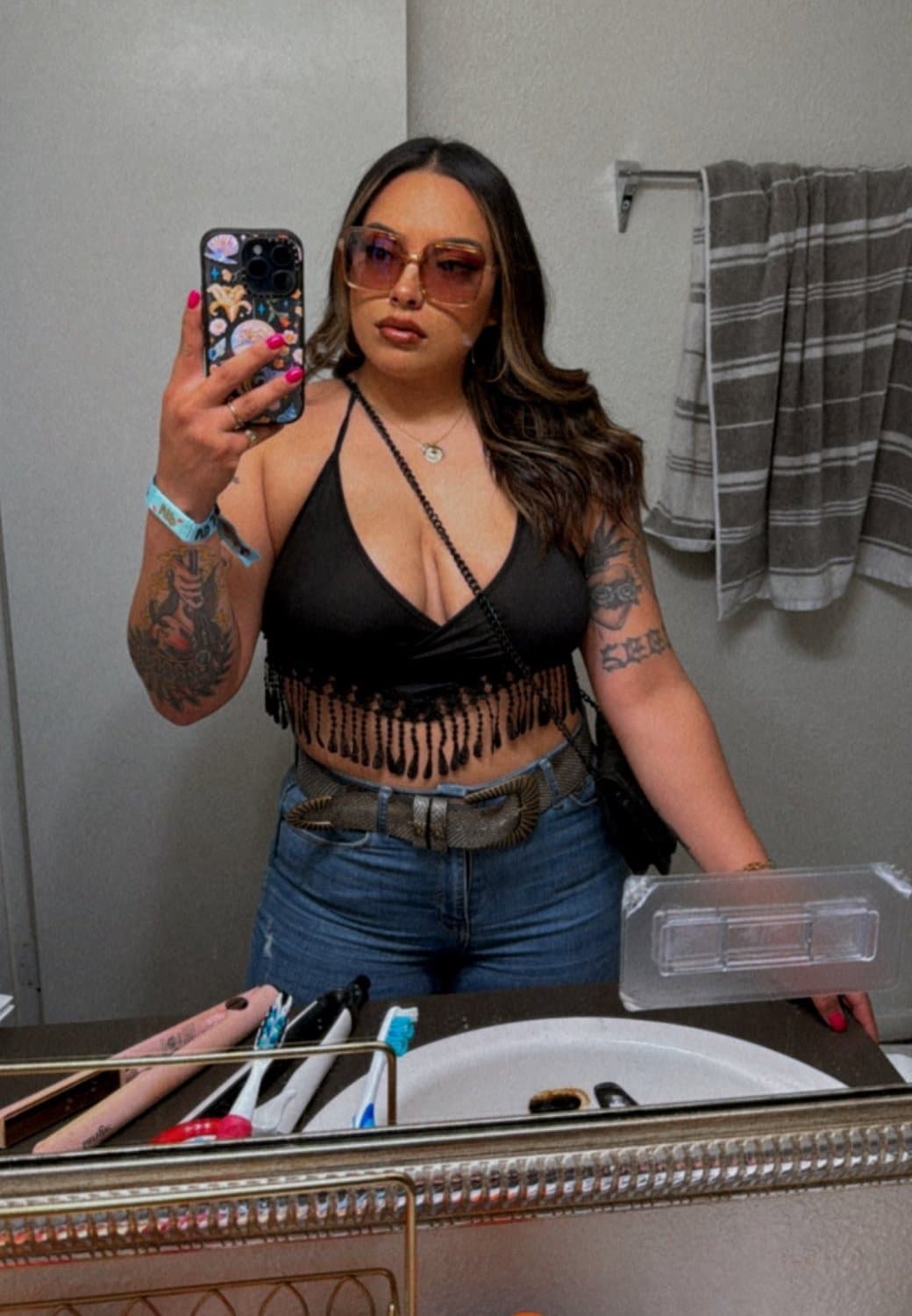 Click to view full size Moe has a strangle hold on me ? (NN)