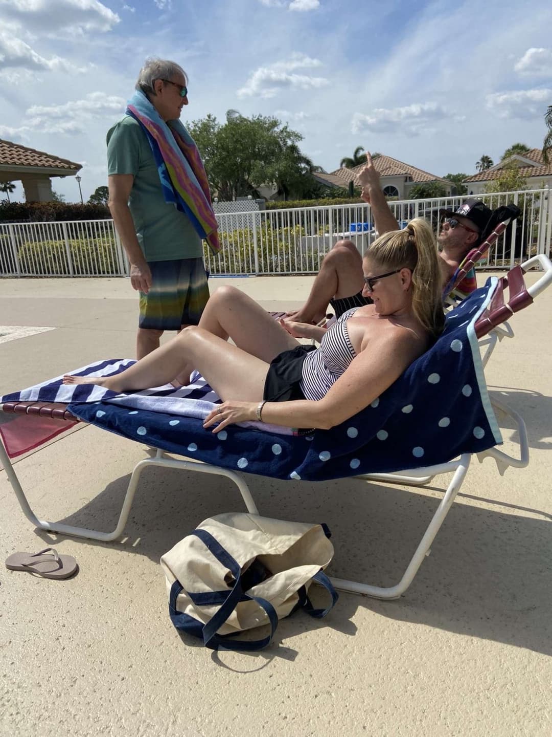 Click to view full size Kathy Bee (42 y/o cousin 34G Tits)