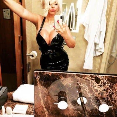 Click to view full size Famous Serbian singer Dara