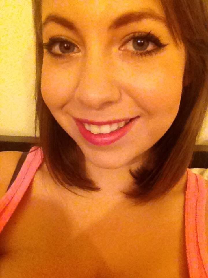 Click to view full size Dumb flat ass slut Rachel