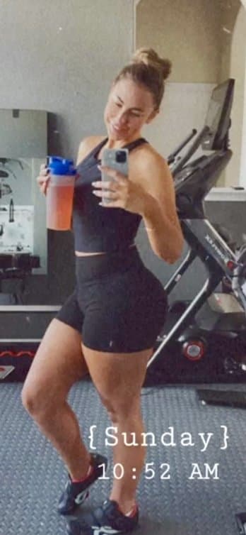 Click to view full size Texas TikTok milf Robyn fields