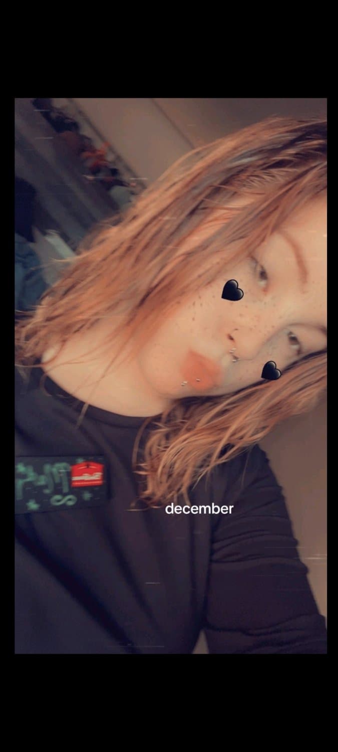 Click to view full size 19 yr old mady