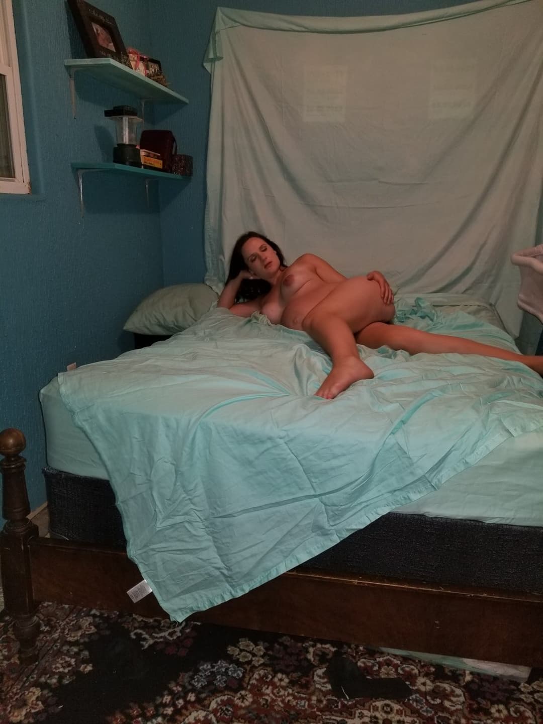 Click to view full size pregnant milf wife Jessica fucks lover