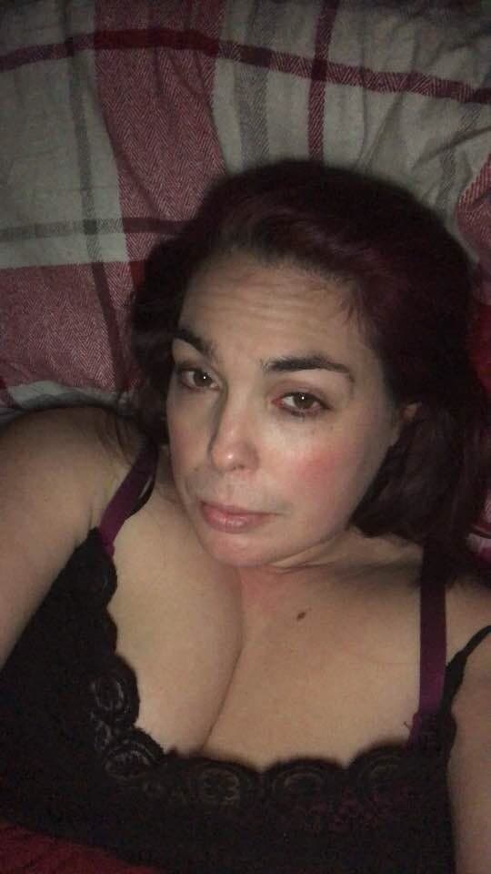 Click to view full size Joanna UK BBW