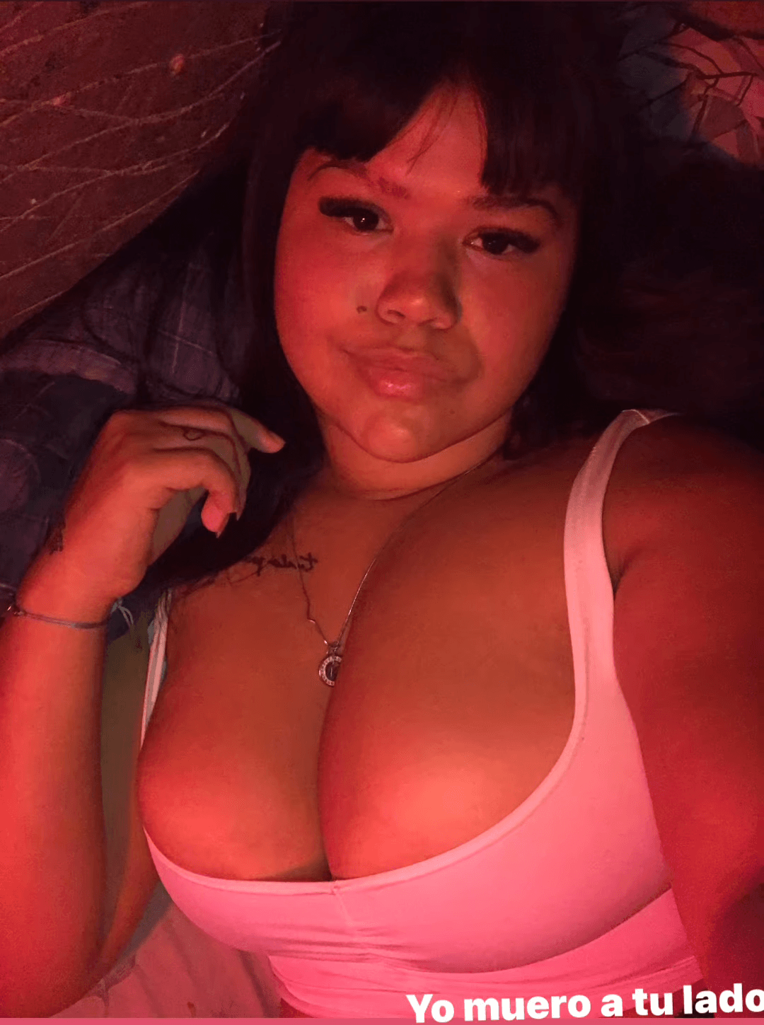 Click to view full size Nadie tiene algo de ella? Tetona de ig y tiene cafecitoooo