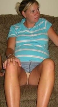 Click to view full size Upskirt/Flash