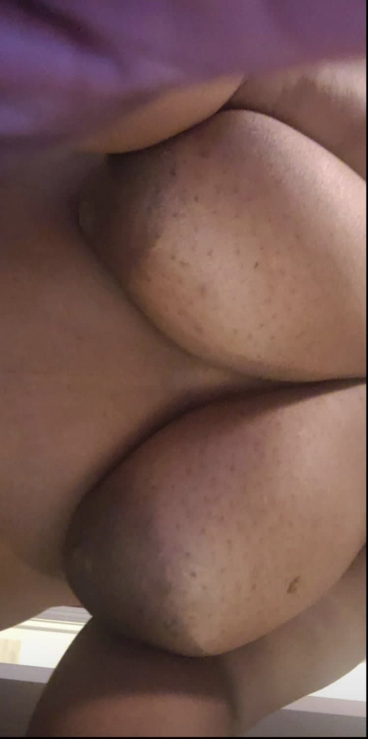 Click to view full size Big Tit Ebony Milf Strikes Again