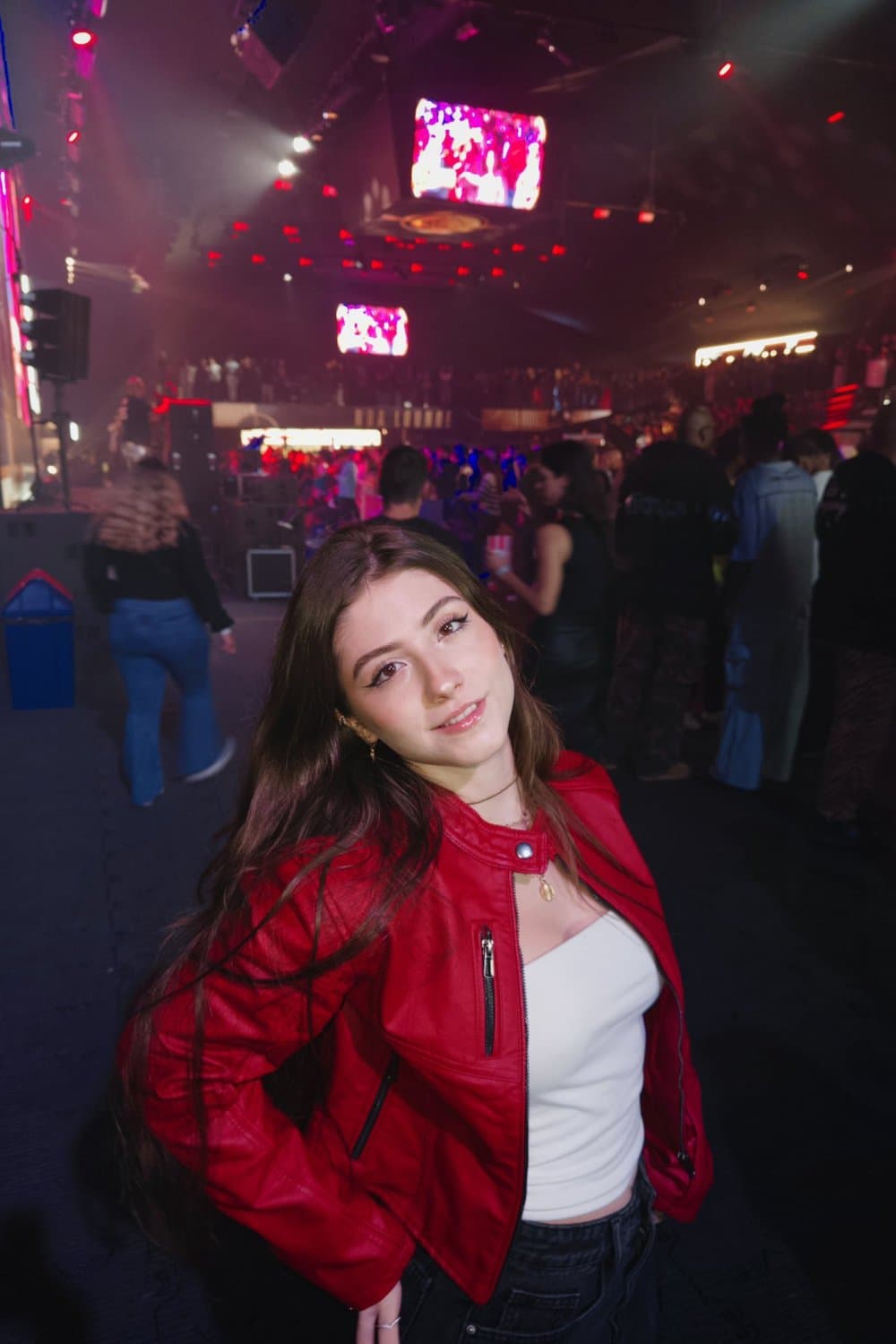 Click to view full size Sofia Espanha delicinha fofa , novas video e fotos...Sofia ta muito gostosa !!!