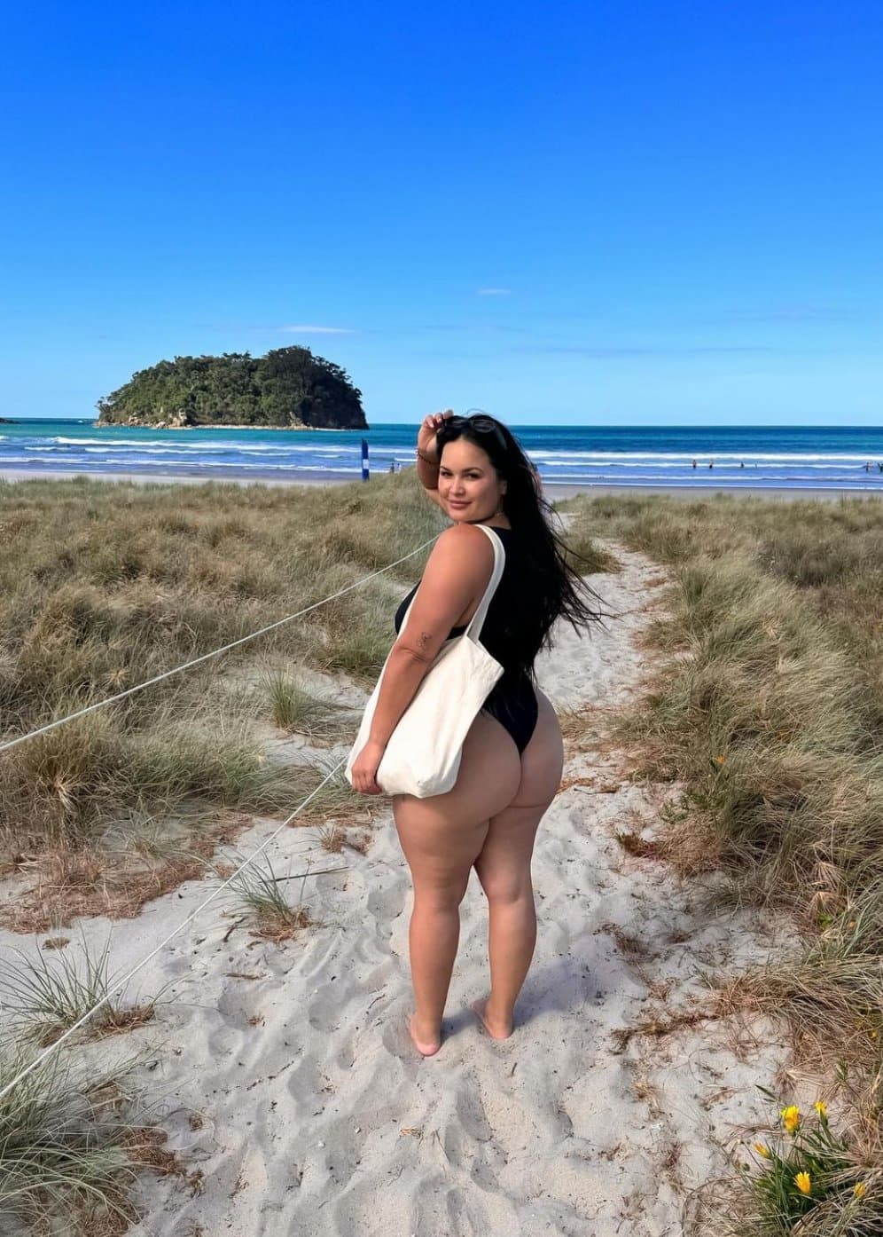 Click to view full size Local baddie pawg slim thick bbw Samara