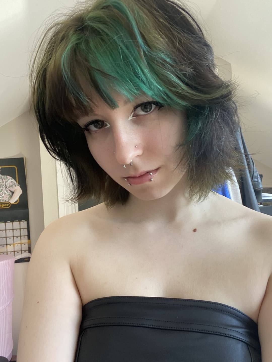 Click to view full size Cute alt girl from discord