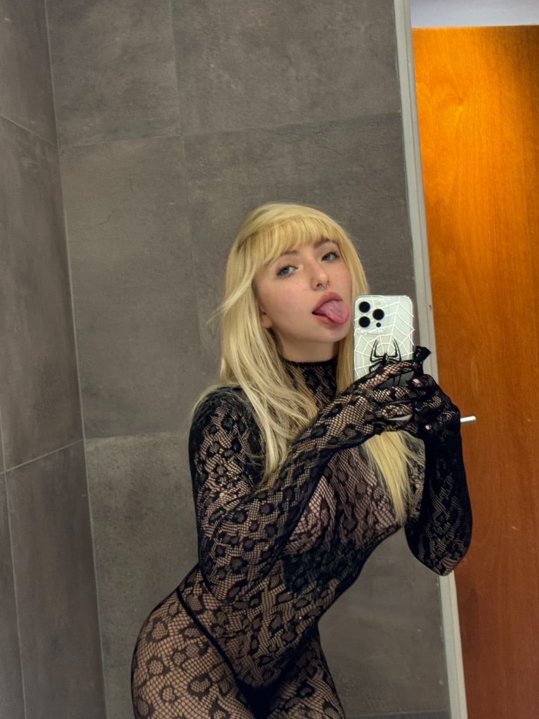 Click to view full size I bite, I lick, I suck—pick your poison