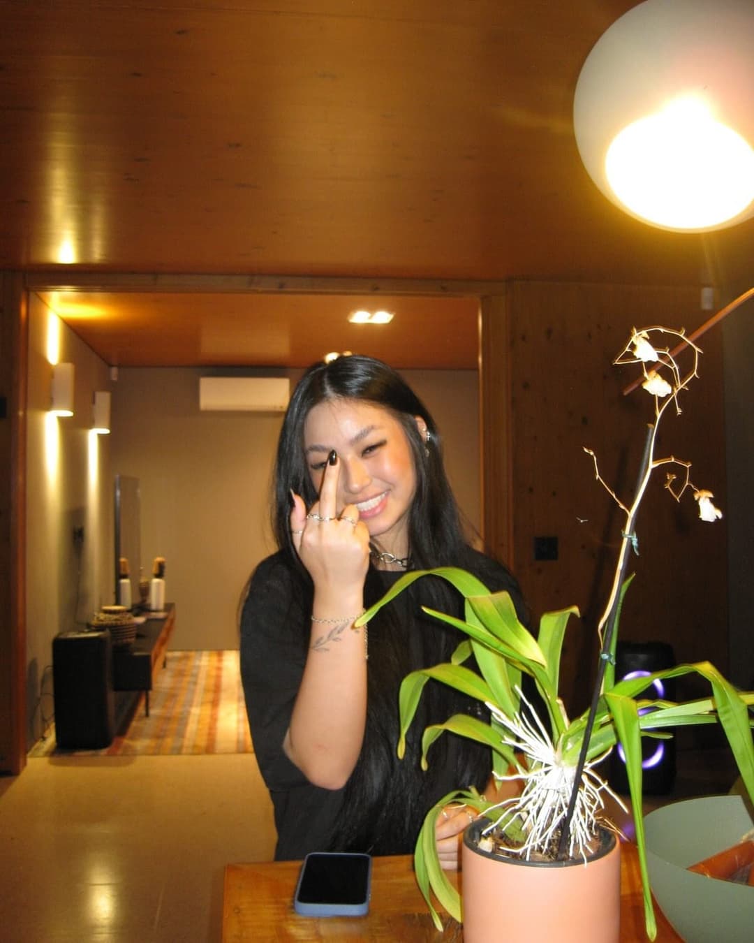 Click to view full size Annie hikari