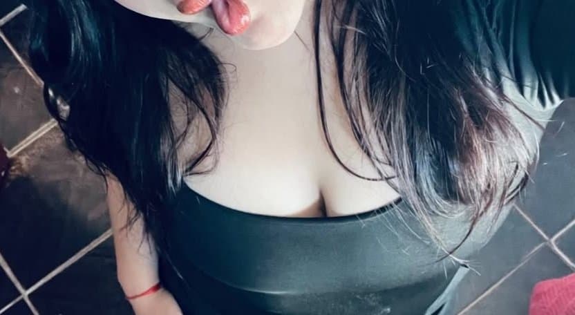 Click to view full size Lindas18??