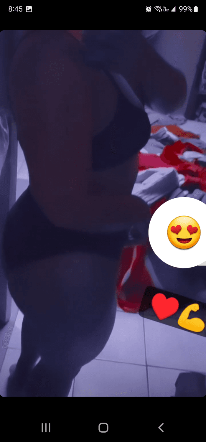 Click to view full size https://www.instagram.com/nicol.s.b/ - https://www.instagram.com/nicollovestar/