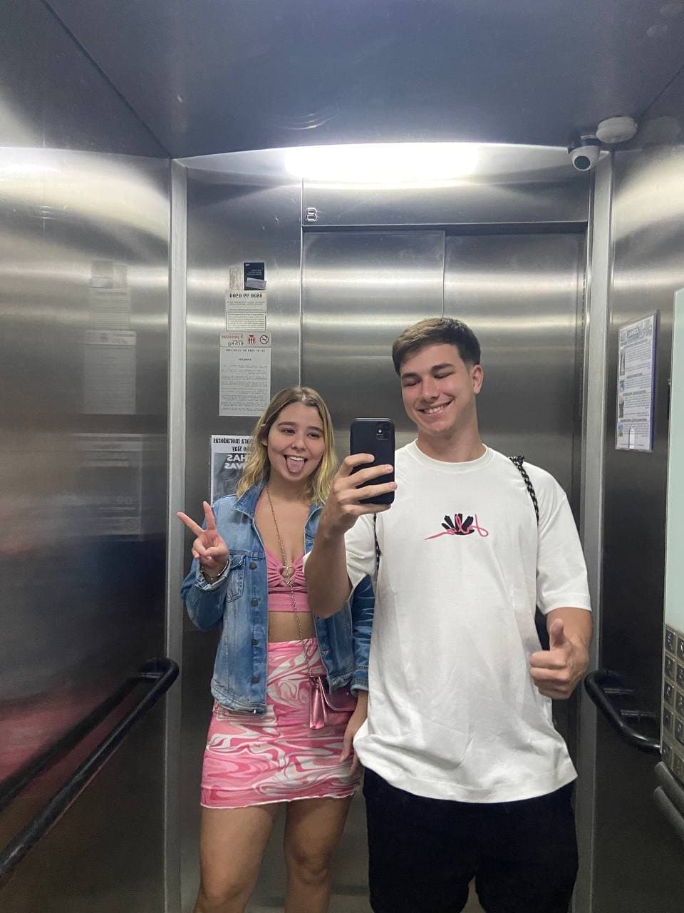 Click to view full size viajou 700km pra comer a namoradinha virtual do rj