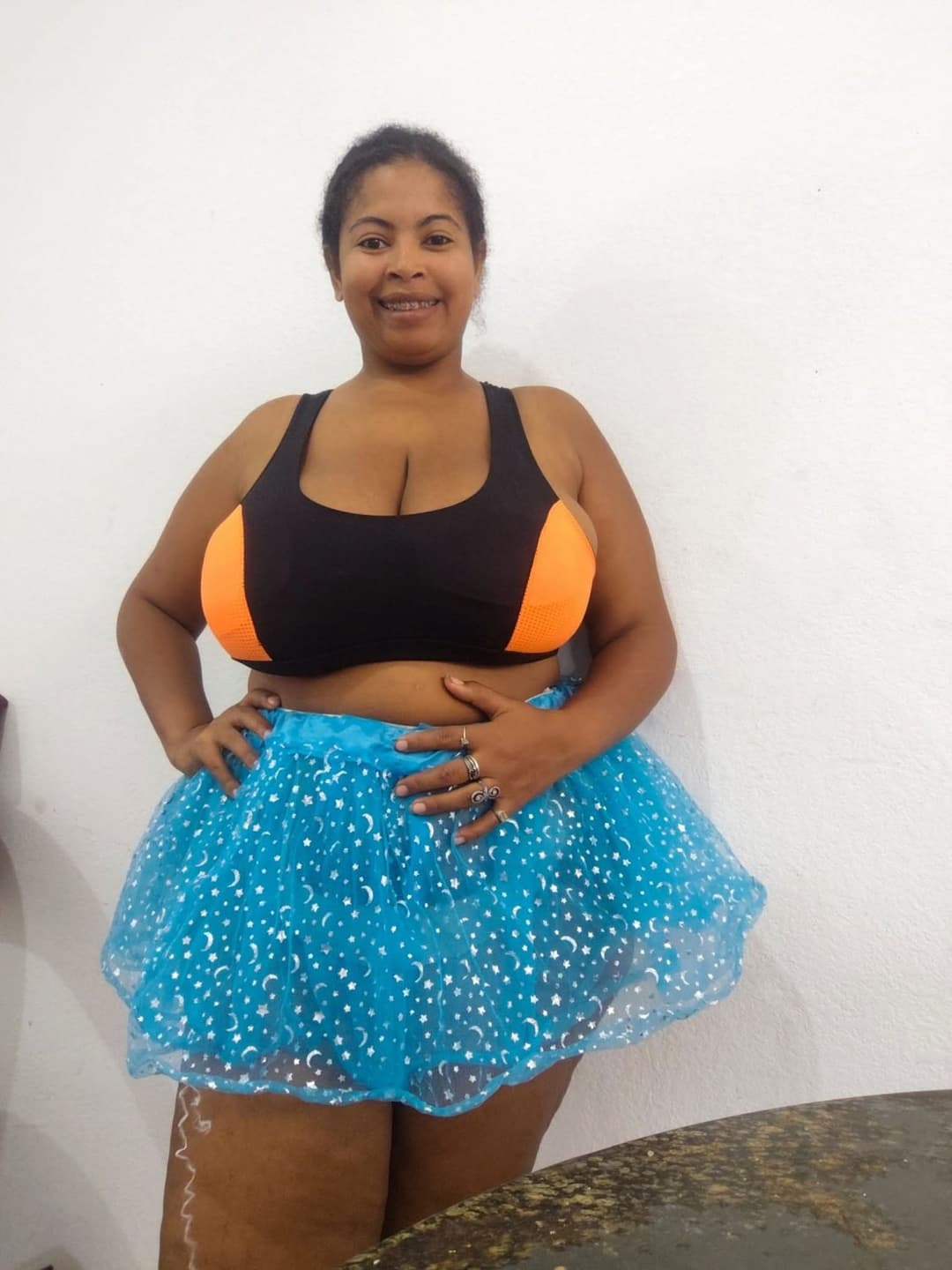 Click to view full size Gordinha tarada e safada