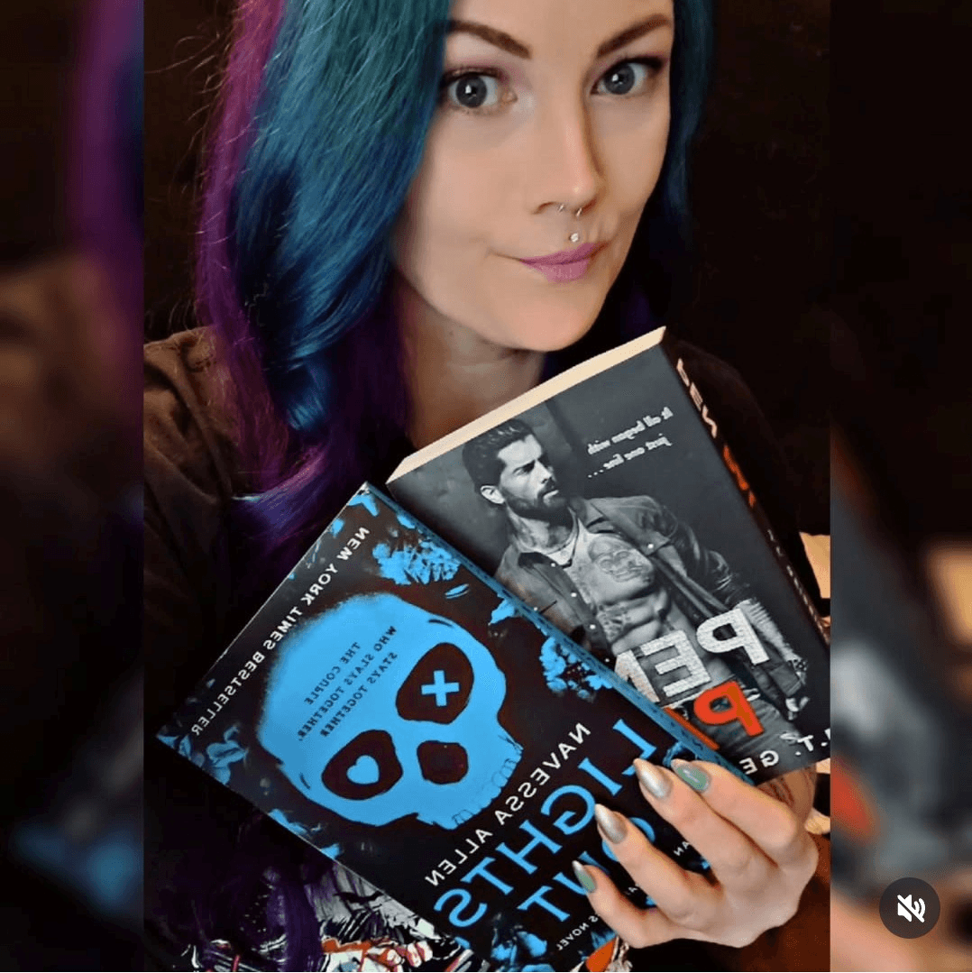 Click to view full size Radiant skin on this 45 year old MILF. Would love seeing her victimized in a snuff film.???