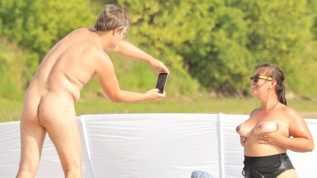 Click to view full size Nude beach 16