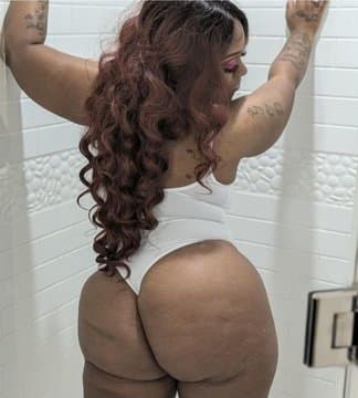 Click to view full size Sexy lady in thong bodysuits compilations