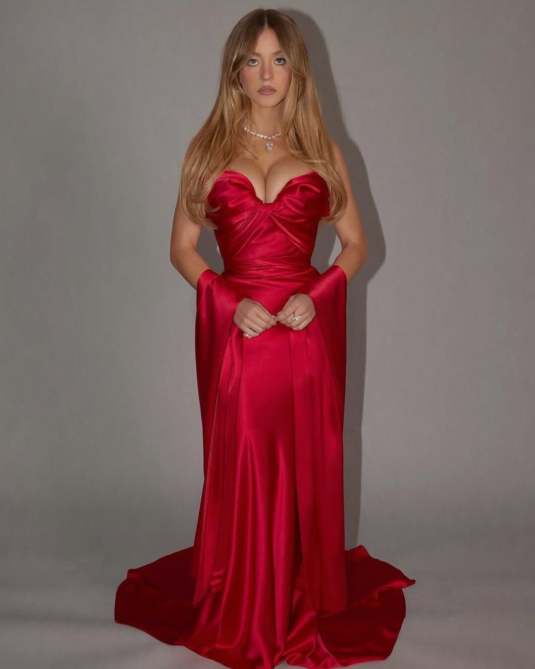 Click to view full size Sydney Sweeney - 77th Primetime Emmy Awards Boobs