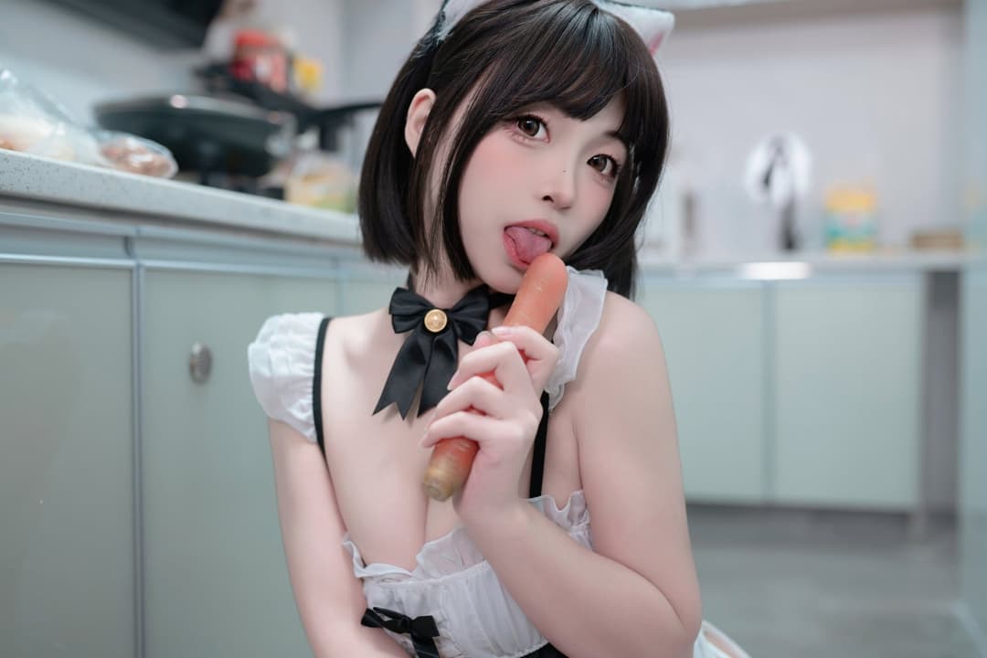 Click to view full size Cosplay-Bangni-Kitten-Diary-MissKON.com-005