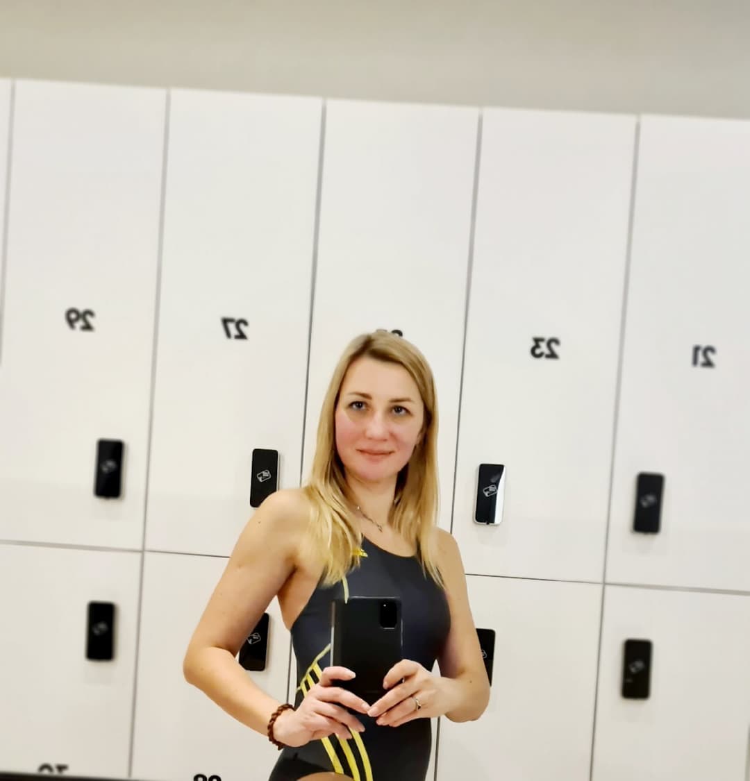 Click to view full size She choosed wrong way