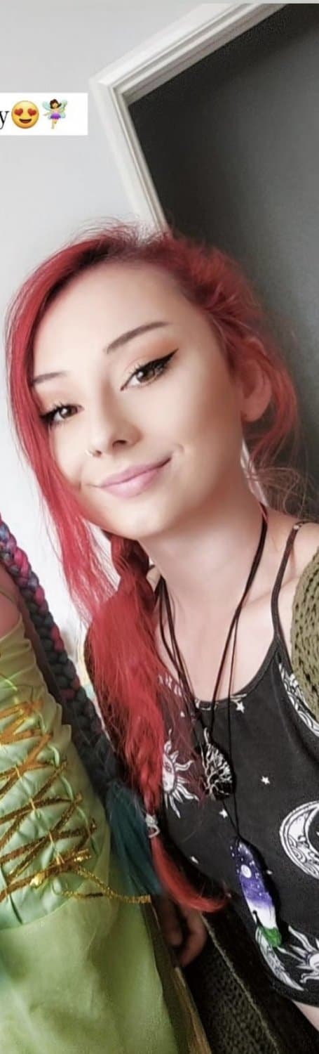 Click to view full size As you liked the red more here’s more with red hair