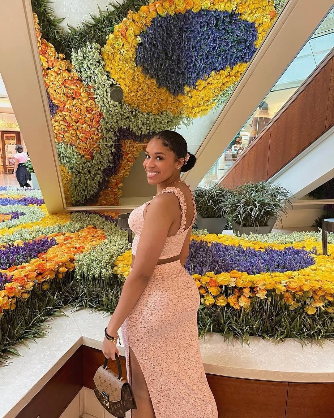 Click to view full size Disclosure #579: Morning showers