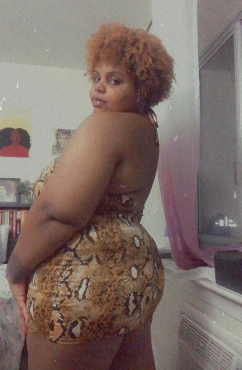 Click to view full size Dominican slut Myra ????? AMAZING BOOBS melons to die for ???