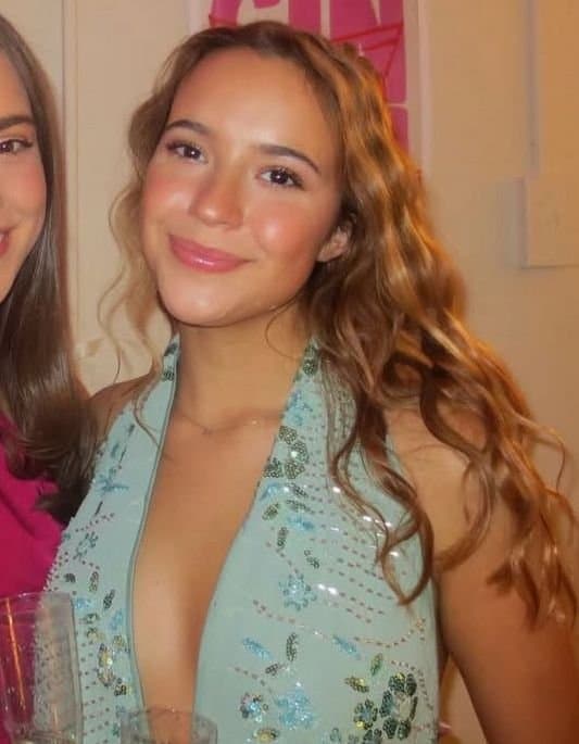 Click to view full size Punching my tiny balls for each view my friends and girlfriend get.