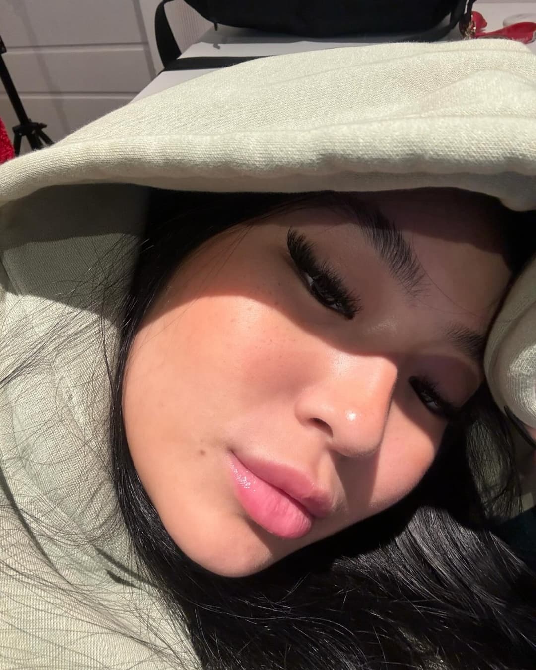 Click to view full size Annie hikari