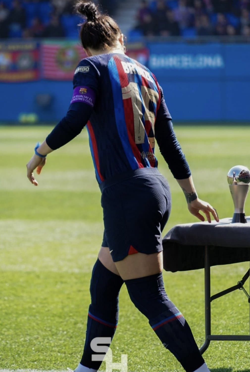 Click to view full size Lucy Bronze